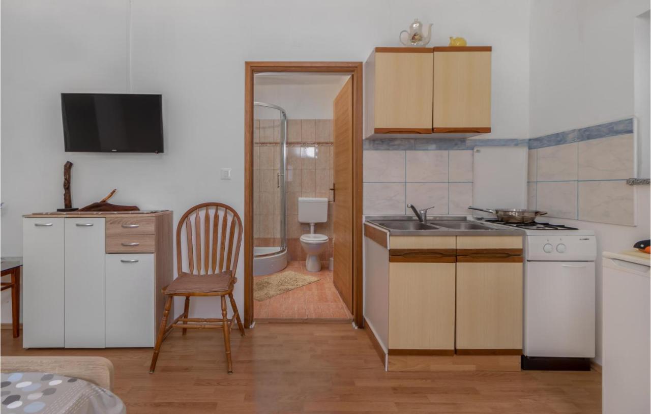 Pet Friendly Apartment In Pinezici With Wifi 외부 사진